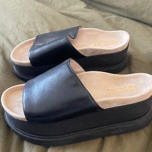 Inuikii Black Platform Slide Mules with Tan Insole